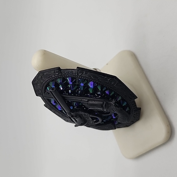 GASOLINE GLAMOUR RHINESTONE CHARM RING DOUBLE 🔫 GUNS - Picture 3 of 6